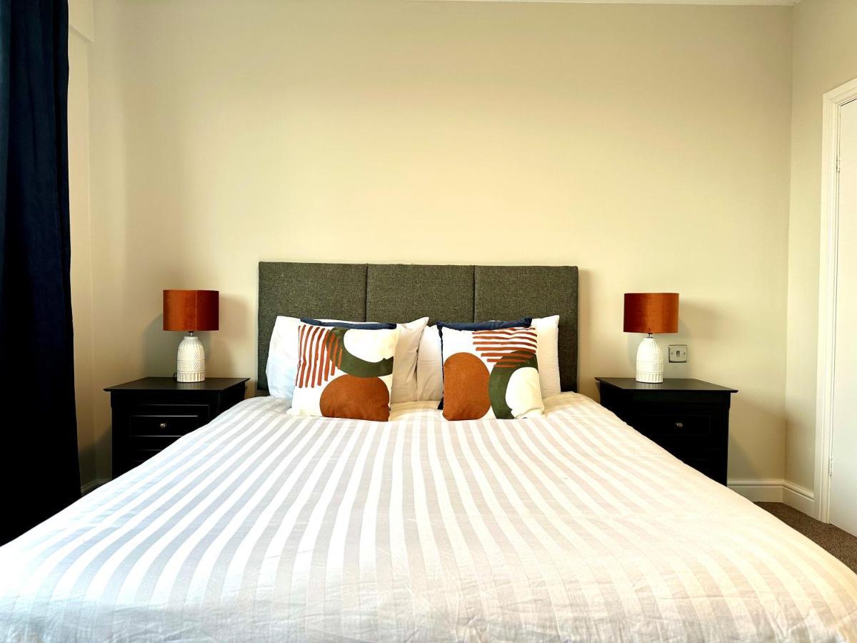 Spacious 3 Double Bedroomed House In Bicester Buitenkant foto